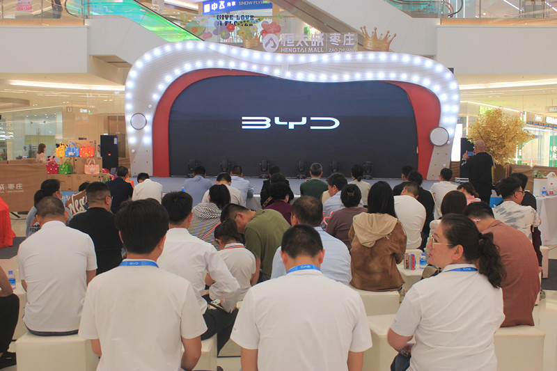 ���t�I(l��ng)����������£����f�ȁ��Ϻ���W(w��ng)�Ŀ��ذ�܇�ͼ��w����