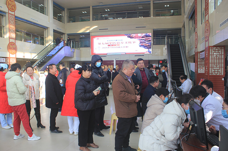 �F�ǅ^(q��)���t(y��)Ժ�෽�Ļ���(ji��)ʢ���_Ļ���������t(y��)���裬�츣���ս���